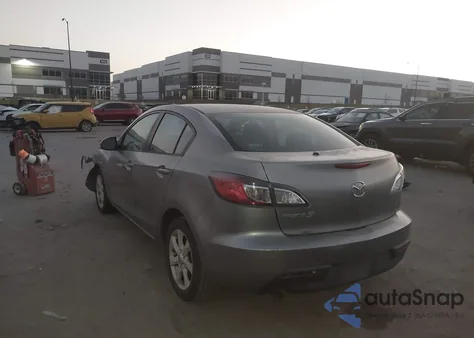 2010 Mazda Mazda3 I Touring z USA, uszkodzony, nr VIN JM1BL1SF2A1270463